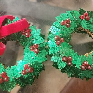 Christmas wreath oranments
